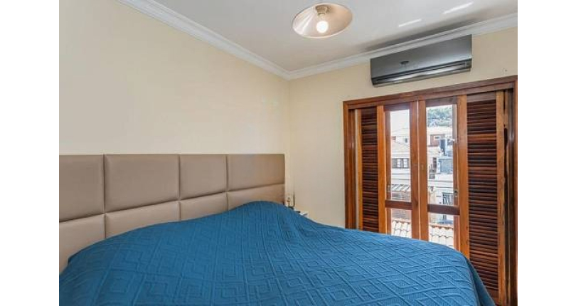 Sobrado à Venda no Parque São Domingos na Rua Professora Altina Maynardi de Araújo