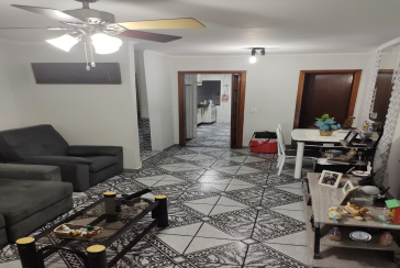 Belo Sobrado à venda no Conjunto Residencial Vista Verde na Rua Ricardo Abed,