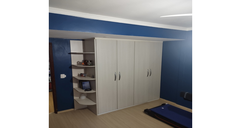 Belo Sobrado à venda no Conjunto Residencial Vista Verde na Rua Ricardo Abed,