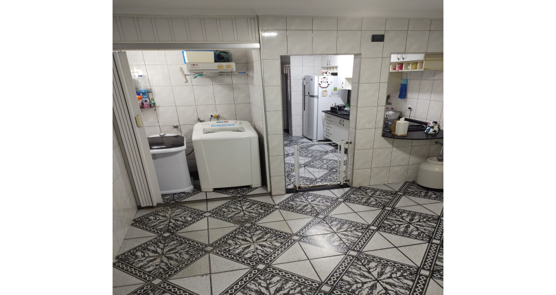 Belo Sobrado à venda no Conjunto Residencial Vista Verde na Rua Ricardo Abed,