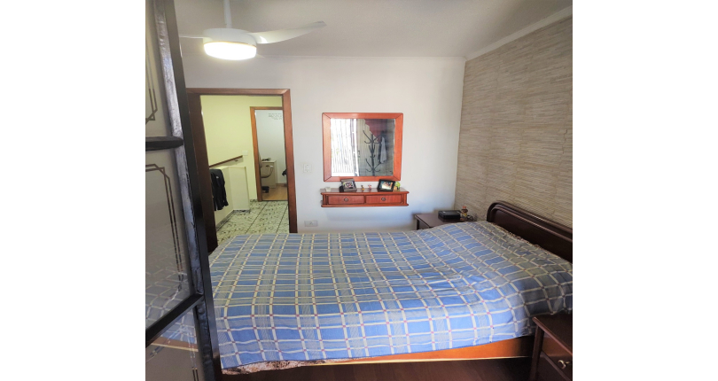 Belo Sobrado à venda no Conjunto Residencial Vista Verde na Rua Ricardo Abed,