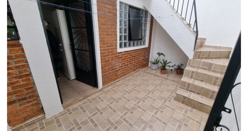 Sobrado à venda na Jardim Mangalot na Rua George Samuel