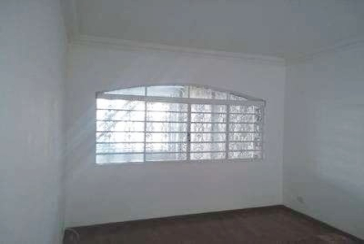 Sobrado à venda na Vila Clarice na Avenida Nuno Mendes Torres