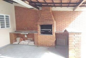 Sobrado à venda na Vila Clarice na Avenida Nuno Mendes Torres