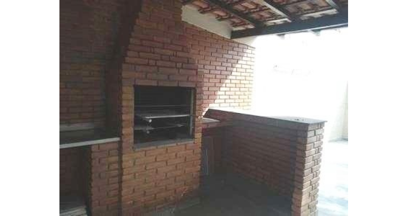 Sobrado à venda na Vila Clarice na Avenida Nuno Mendes Torres