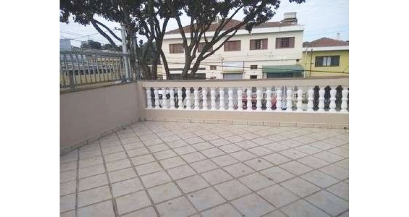 Sobrado à venda na Vila Clarice na Avenida Nuno Mendes Torres