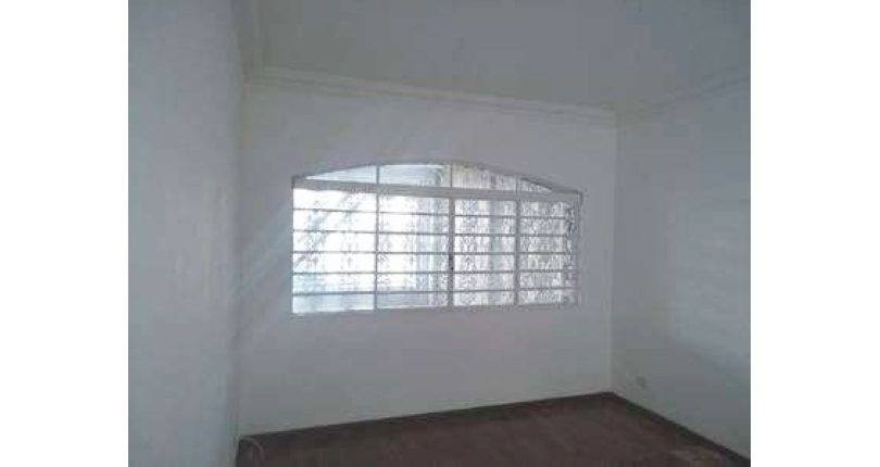 Sobrado à venda na Vila Clarice na Avenida Nuno Mendes Torres