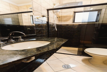 BELO Sobrado à venda no Parque São Domingos na Rua João Veloso de Oliveira 