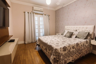 BELO Sobrado à venda no Parque São Domingos na Rua João Veloso de Oliveira 