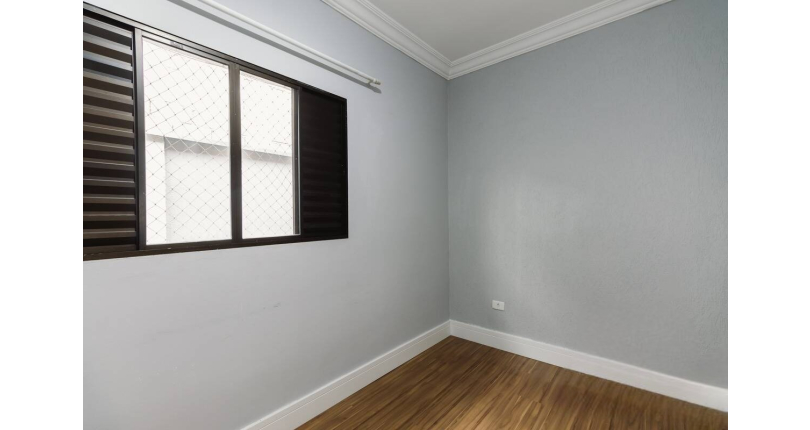 BELO Sobrado à venda no Parque São Domingos na Rua João Veloso de Oliveira 