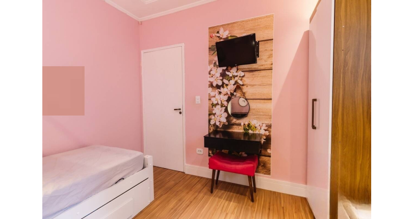 BELO Sobrado à venda no Parque São Domingos na Rua João Veloso de Oliveira 