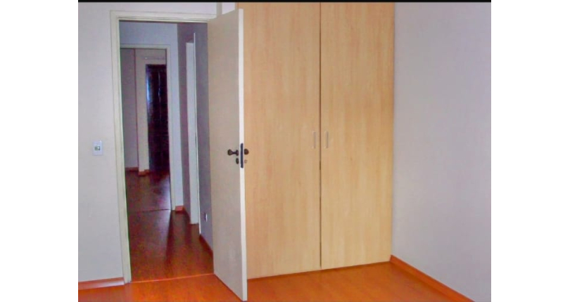 Sobrado à venda no Conjunto Residencial Vista Verde na Rua Ricardo Abed