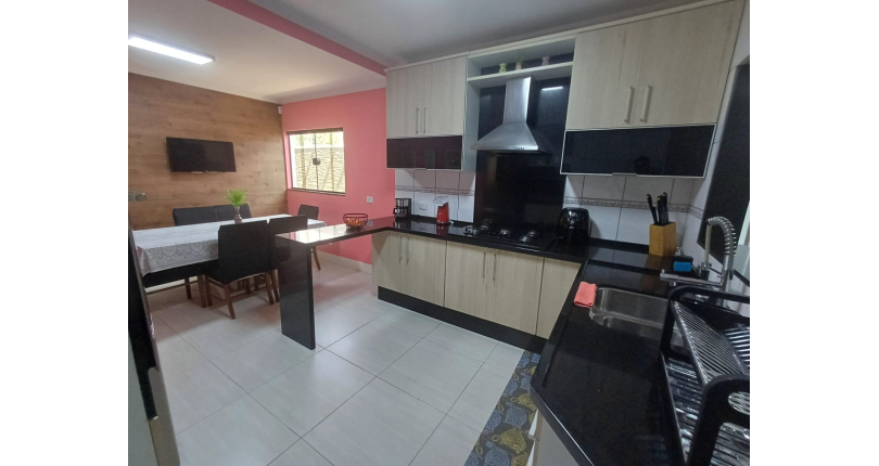 Sobrado à venda Rua Dois Vizinhos, Jardim Vista Linda - Imóveis à Venda