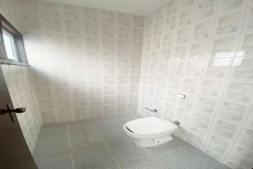 Casa Térrea à venda no Parque Maria Domitila na Rua Adolfo de Souza Carneiro