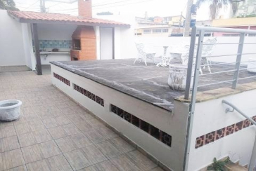 Casa Térrea à venda no Parque Maria Domitila na Rua Adolfo de Souza Carneiro