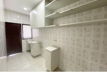 Casa Térrea à venda no Parque Maria Domitila na Rua Adolfo de Souza Carneiro