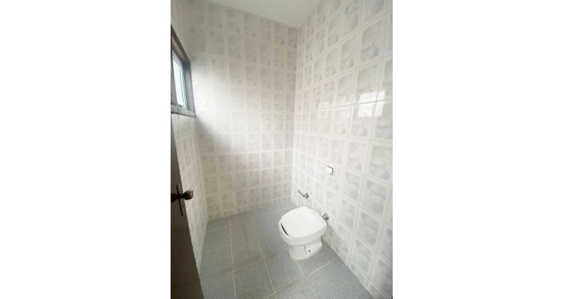 Casa Térrea à venda no Parque Maria Domitila na Rua Adolfo de Souza Carneiro