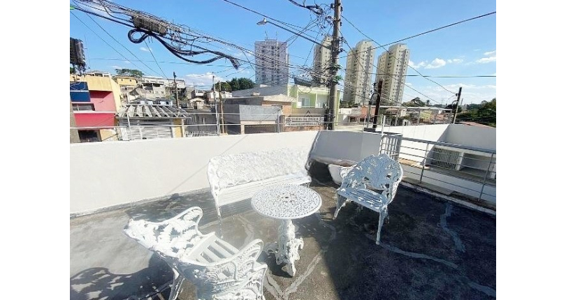 Casa Térrea à venda no Parque Maria Domitila na Rua Adolfo de Souza Carneiro