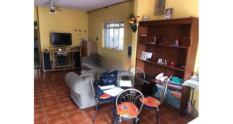 Casa á venda no Parque Maria Domitila na Rua Willis Roberto Banks