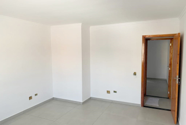 Belo Sobrado novo à venda na Vila Mangalot na Rua José Ataliba Ortiz 400,