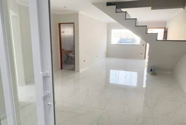 Belo Sobrado novo à venda na Vila Mangalot na Rua José Ataliba Ortiz 400,