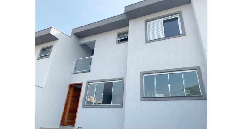 Sobrado novo à venda no Parque São Domingos na Rua Joaquim Pereira Lima 5