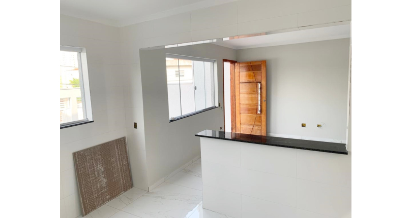 Sobrado novo à venda no Parque São Domingos na Rua Joaquim Pereira Lima 5