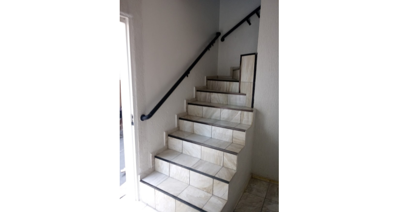 Sobrado comercial à venda no Jaraguá na Rua Doutor Rafael de Araújo Ribeiro