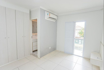  Sobrado à venda no Jardim Santo Elias na Rua Frederico Jacobi