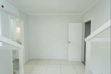  Sobrado à venda no Jardim Santo Elias na Rua Frederico Jacobi