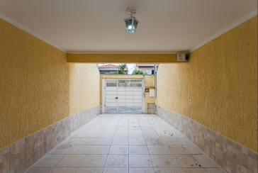  Sobrado à venda no Jardim Santo Elias na Rua Frederico Jacobi