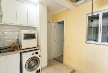  Sobrado à venda no Jardim Santo Elias na Rua Frederico Jacobi