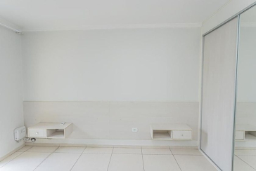  Sobrado à venda no Jardim Santo Elias na Rua Frederico Jacobi