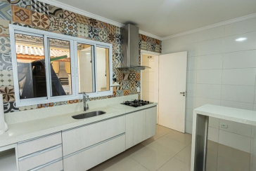  Sobrado à venda no Jardim Santo Elias na Rua Frederico Jacobi