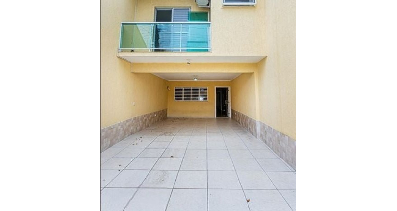  Sobrado à venda no Jardim Santo Elias na Rua Frederico Jacobi