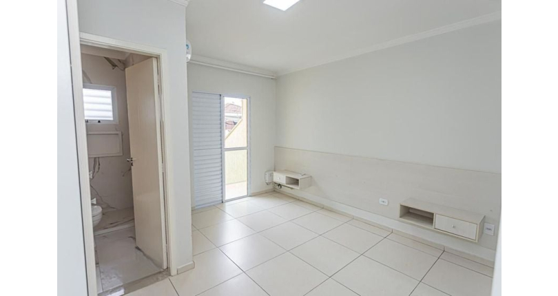  Sobrado à venda no Jardim Santo Elias na Rua Frederico Jacobi