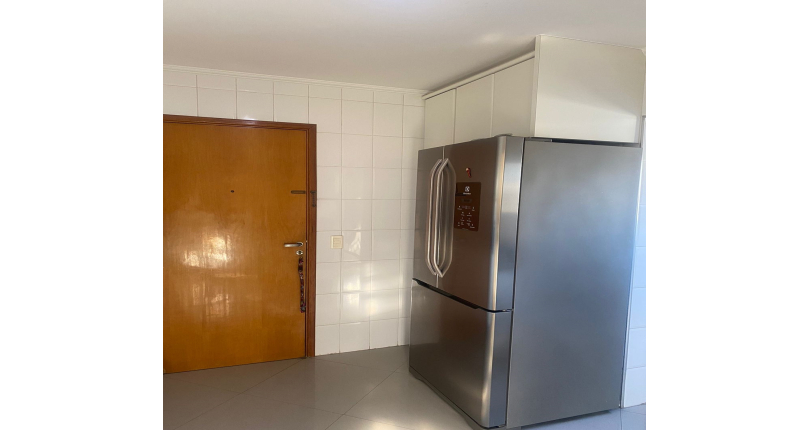 Apartamento à venda no Parque São Domingos na Rua Giovani Recordati 341