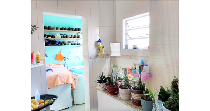 Sobrado à venda no Jardim Mangalot na Rua Jose Santos de Oliveira