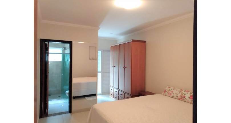 Sobrado à venda no Jardim Mangalot na Rua Jose Santos de Oliveira