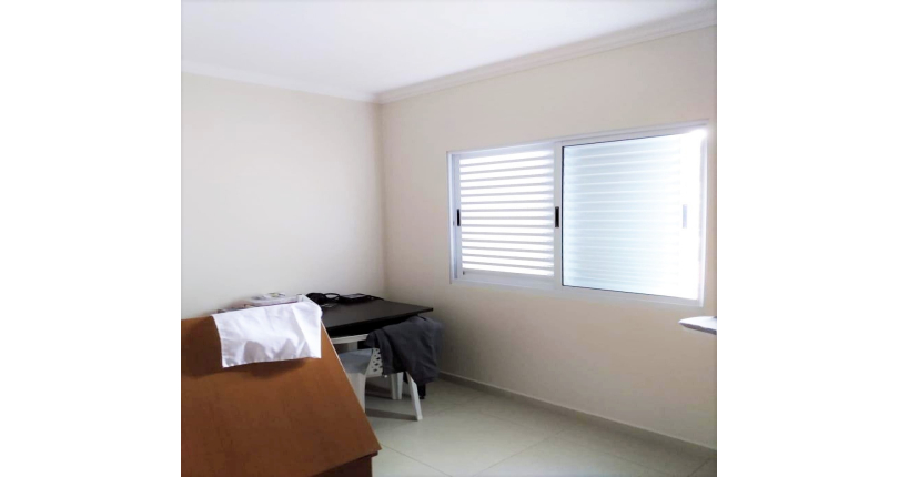 Sobrado à venda no Jardim Mangalot na Rua Jose Santos de Oliveira