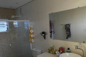 Lindo Sobrado à venda no Jardim Regina na Rua Crispim Santos, 