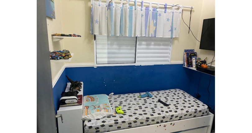 Lindo Sobrado à venda no Jardim Regina na Rua Crispim Santos, 