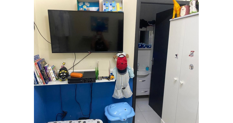 Lindo Sobrado à venda no Jardim Regina na Rua Crispim Santos, 