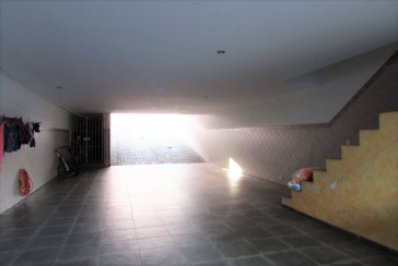 Sobrado à venda no Jardim Regina na Rua Carlos Mauser