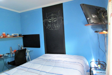 Sobrado à venda no Jardim Regina na Rua Carlos Mauser