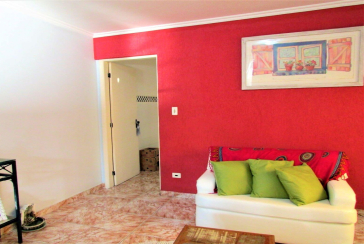 Sobrado à venda no Jardim Regina na Rua Carlos Mauser