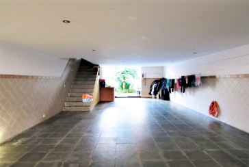 Sobrado à venda no Jardim Regina na Rua Carlos Mauser