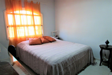 Sobrado à venda no Jardim Regina na Rua Carlos Mauser