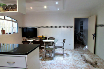 Sobrado à venda no Jardim Regina na Rua Carlos Mauser