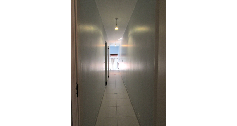 Sobrado à venda no Jardim Regina na Rua Carlos Mauser